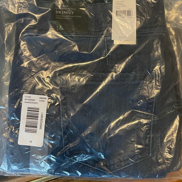 NWT Lane Bryant Jeans - Picture 1 of 1